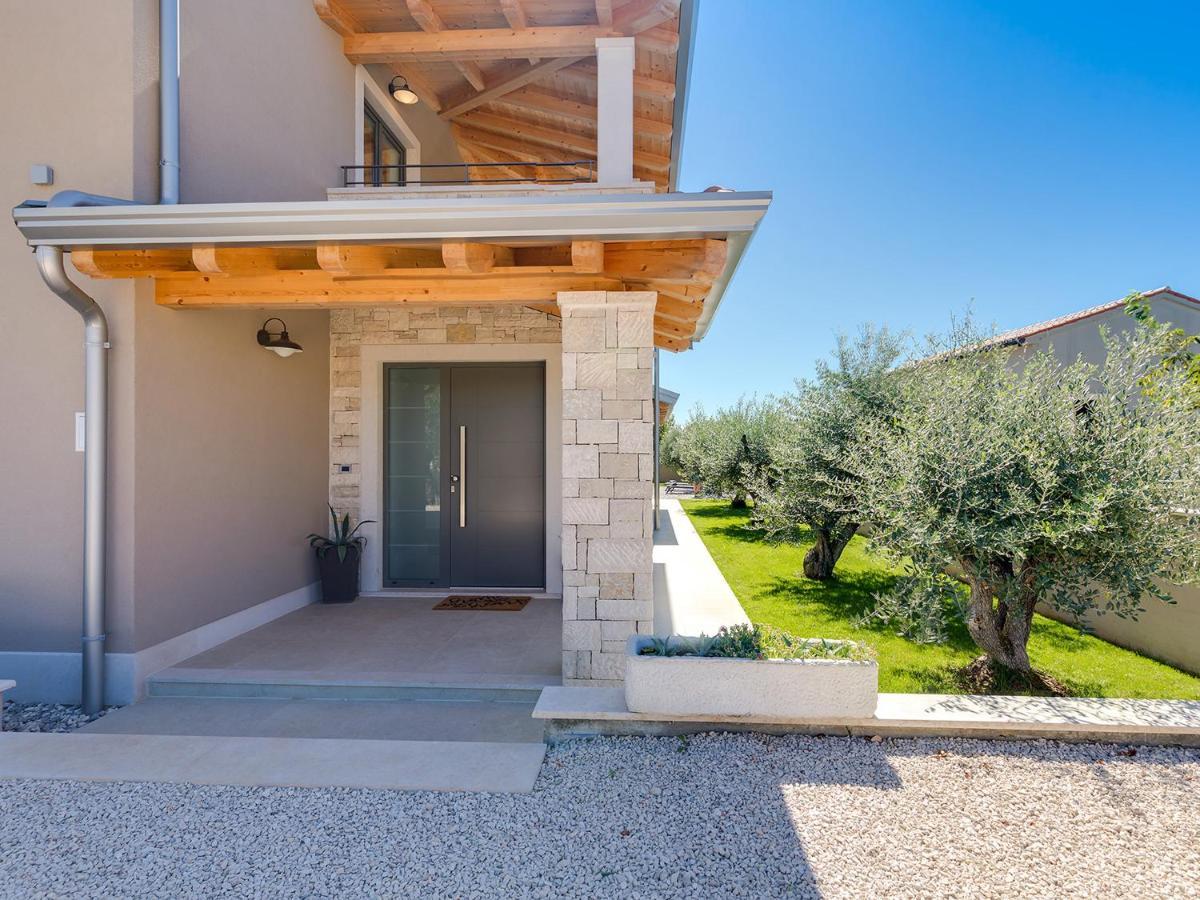 Villa Flora Vabriga Tar-Vabriga Екстериор снимка