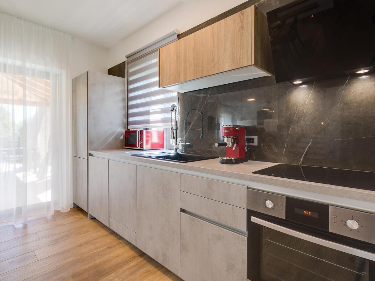 Villa Flora Vabriga Tar-Vabriga Екстериор снимка