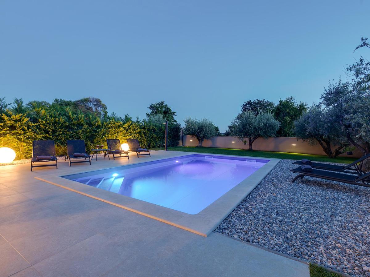 Villa Flora Vabriga Tar-Vabriga Екстериор снимка