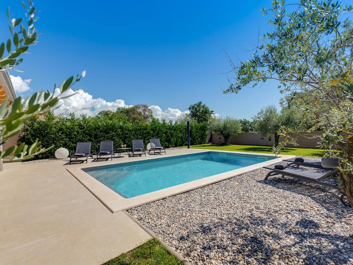 Villa Flora Vabriga Tar-Vabriga Екстериор снимка